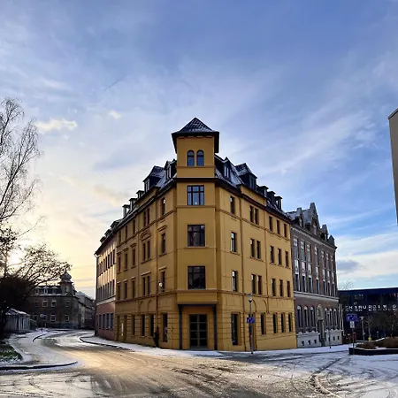 Künstlerzimmer In Der Häselburg - Romantische