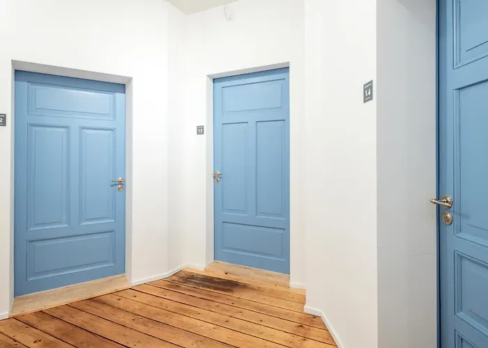 Homestay Kuenstlerzimmer In Der Haeselburg - Romantische