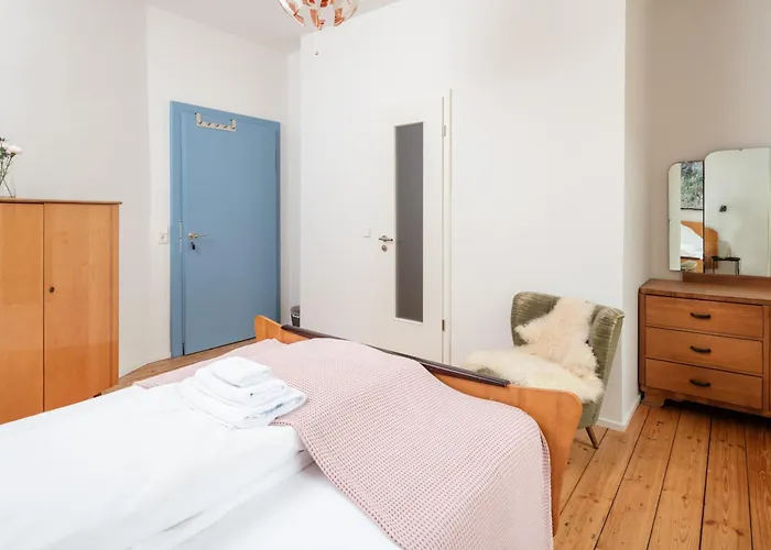 Kuenstlerzimmer In Der Haeselburg - Romantische * Gera